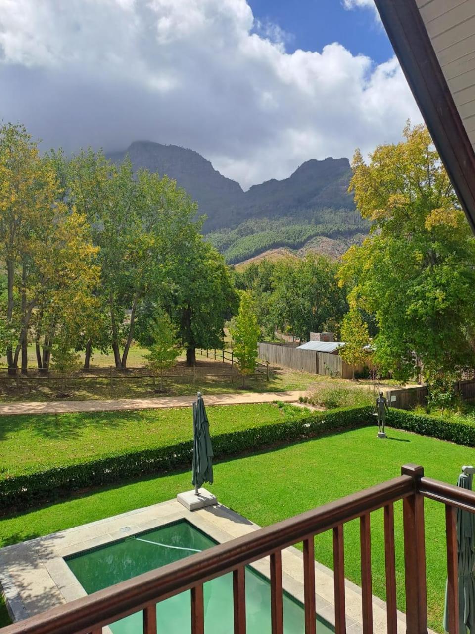 Simonzicht Guest House Stellenbosch Exteriör bild
